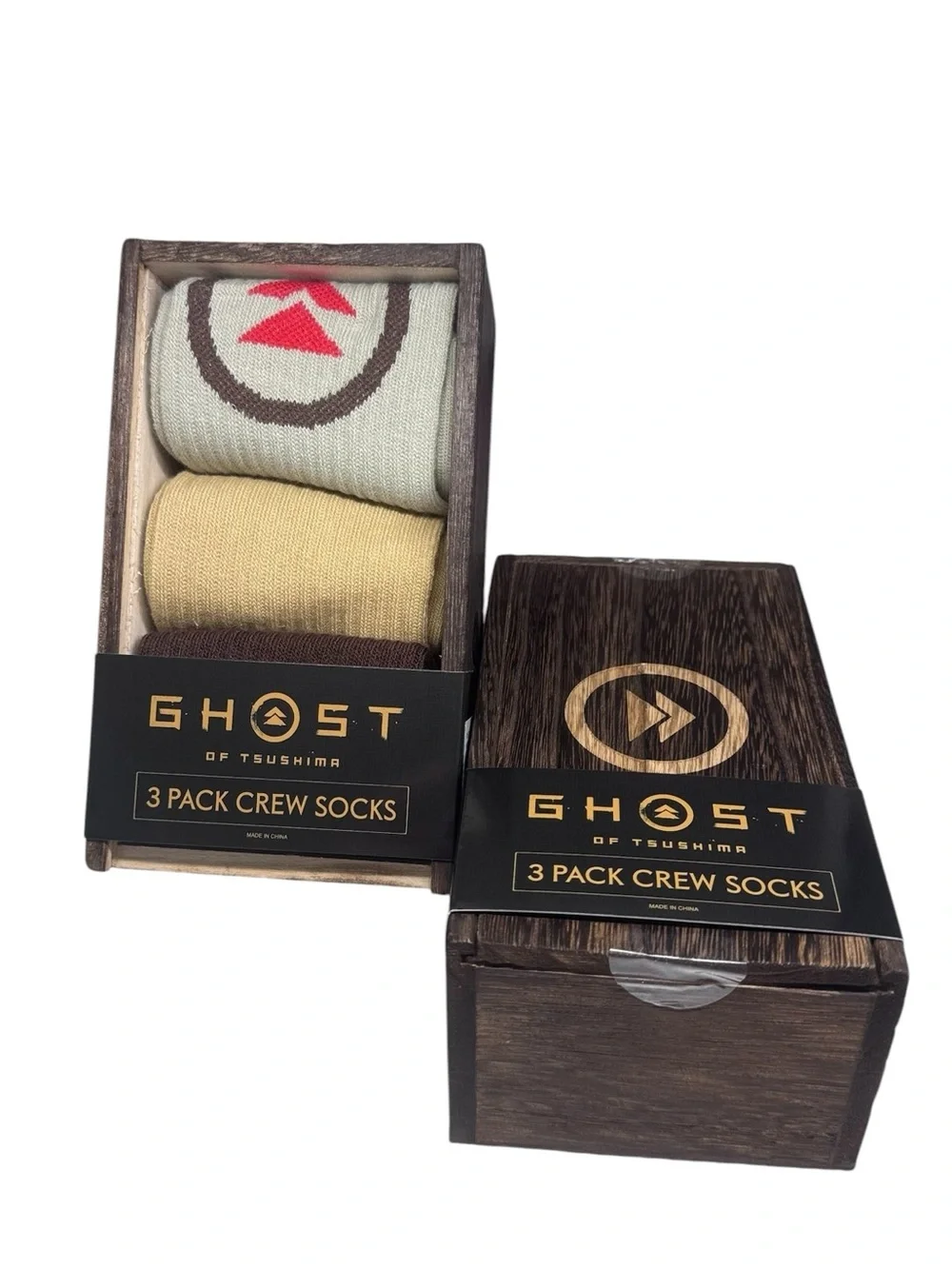 Ghost of Tsushima PlayStation 3-Pack Crew Socks Set with Wooden Collector's Box
